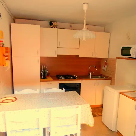 아파트 Maddalena House 바레나